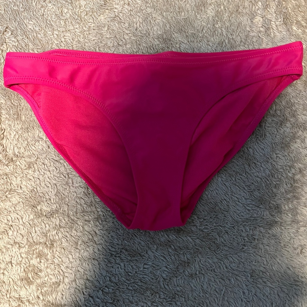 ON M swimsuit Bottoms, NWOT!